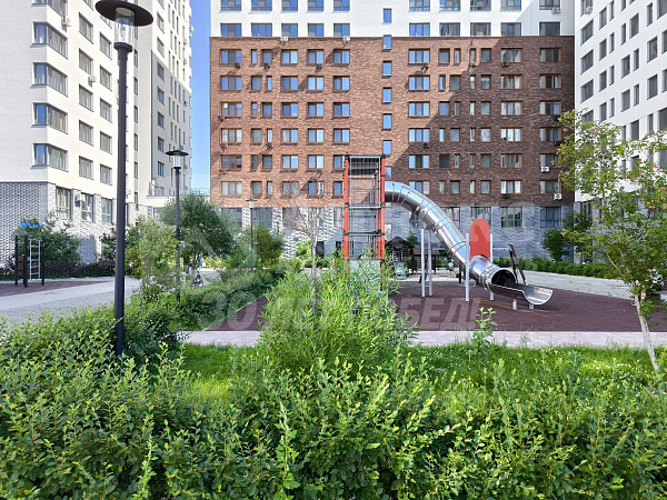 Квартира 3-комн., 75 м²