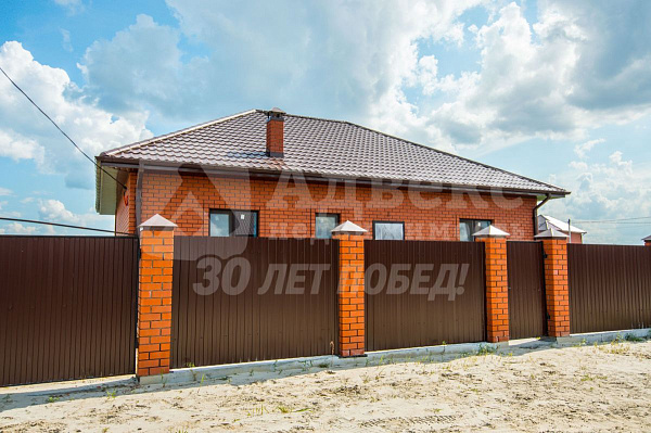 Коттедж 90 м²