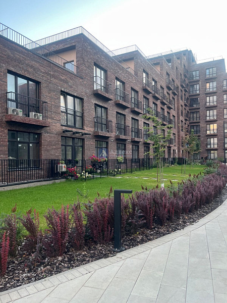 Квартира 2-комн., 65 м²