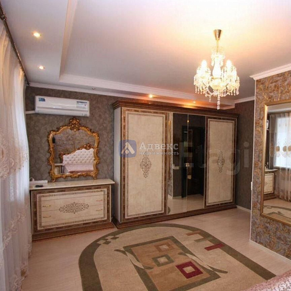 Квартира 3-комн., 92 м² Квартира 3-комн., 92 м²
