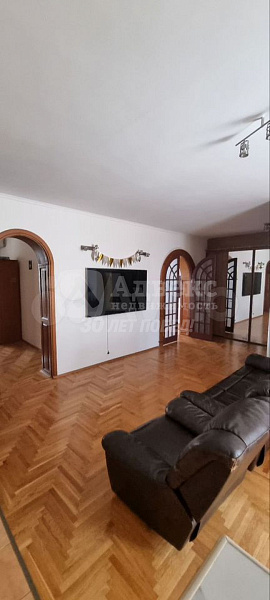 4-к квартира, 127 кв.м.