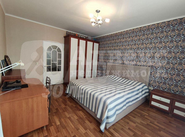 Квартира 3-комн., 111.6 м²