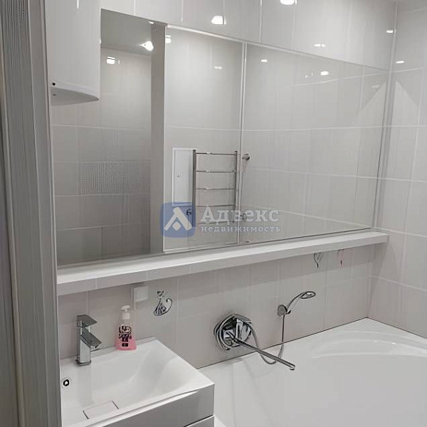 Квартира 1-комн., 37 м² Квартира 1-комн., 37 м²