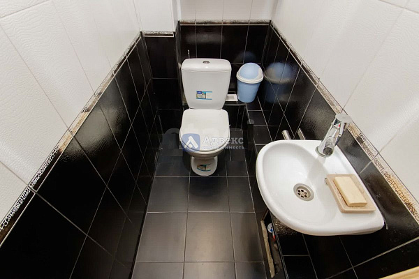 2-к квартира, 64 кв.м.