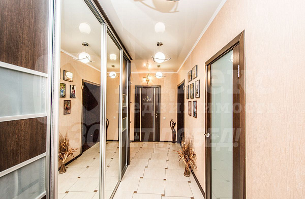 Квартира 2-комн., 74 м²