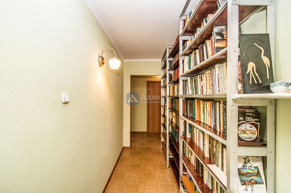 Квартира 3-комн., 93 м²