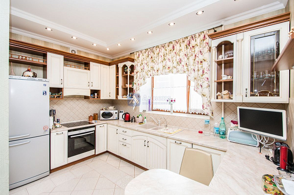 Квартира 2-комн., 123.3 м² Квартира 2-комн., 123.3 м²