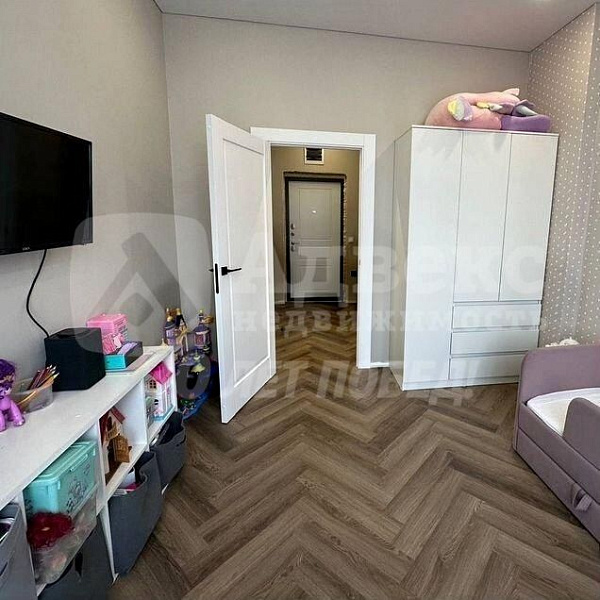 Квартира 2-комн., 65 м²