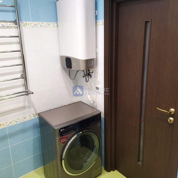 Квартира 3-комн., 74.6 м² Квартира 3-комн., 74.6 м²