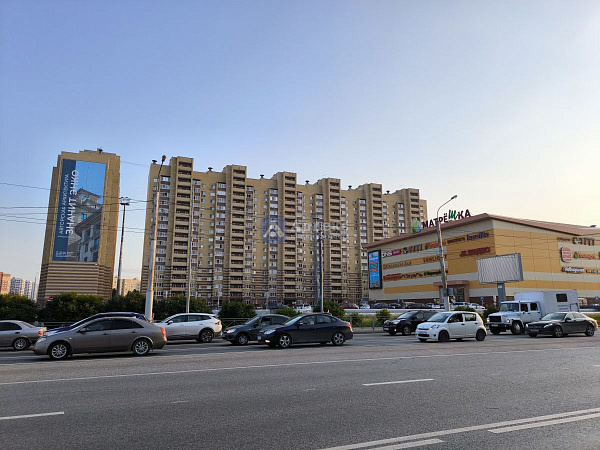 Квартира 2-комн., 62 м² Квартира 2-комн., 62 м²