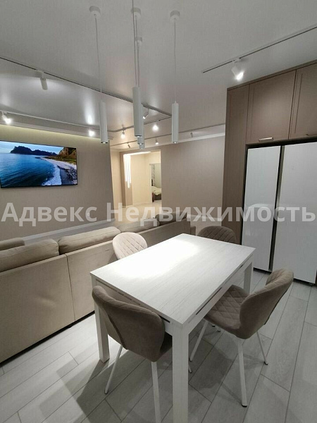 Квартира 3-комн., 120 м²