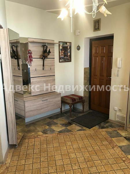 Квартира 3-комн., 110 м²