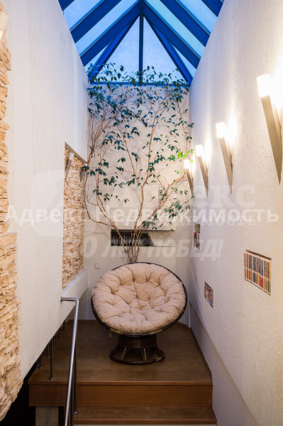 Квартира 4-комн., 185.3 м²