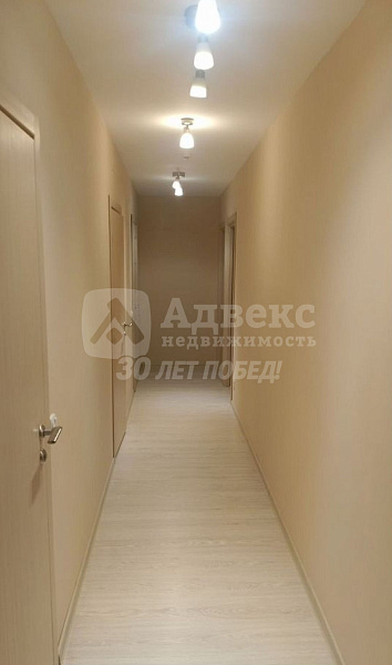 Квартира 3-комн., 75 м²