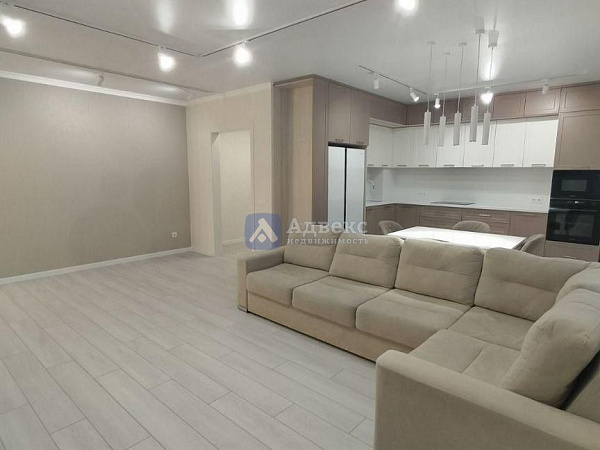 3-к квартира, 120 кв.м. 3-к квартира, 120 кв.м.