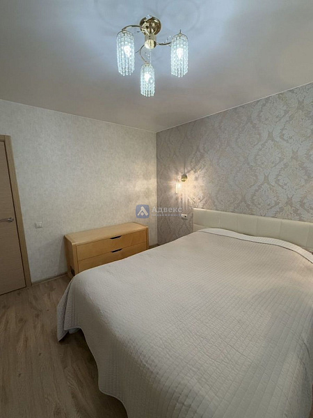 Квартира 3-комн., 72 м²
