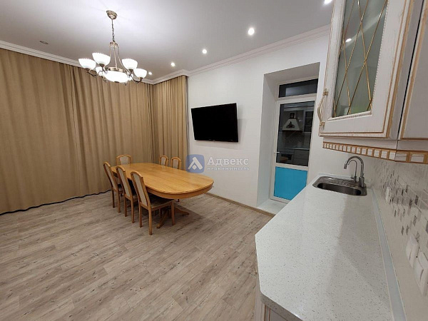 Квартира 3-комн., 101 м² Квартира 3-комн., 101 м²