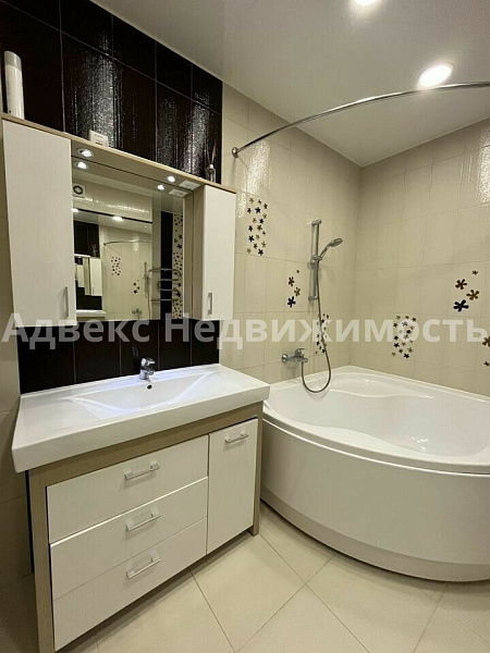 Квартира 3-комн., 108 м²