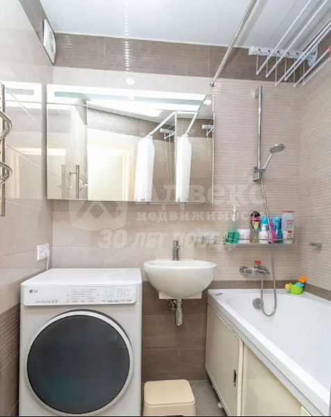 Квартира 2-комн., 67.9 м²