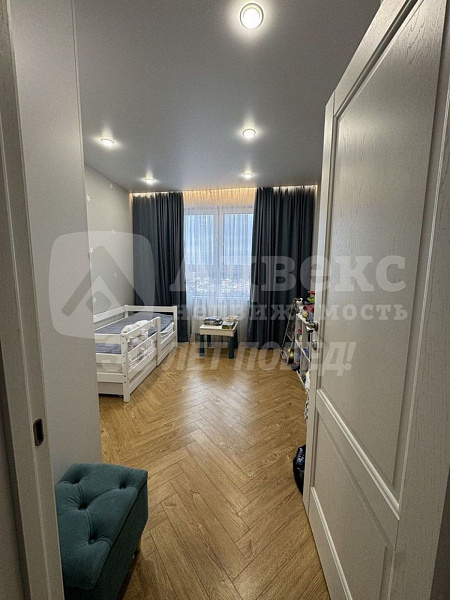 Квартира 4-комн., 83.7 м²
