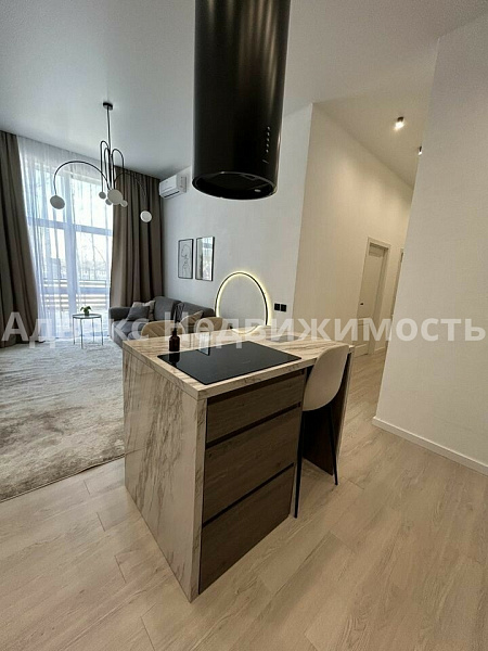 Квартира 2-комн., 80 м²