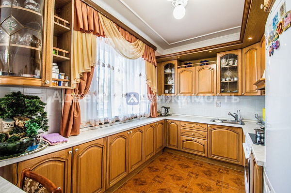 Коттедж 651.8 м² Коттедж 651.8 м²