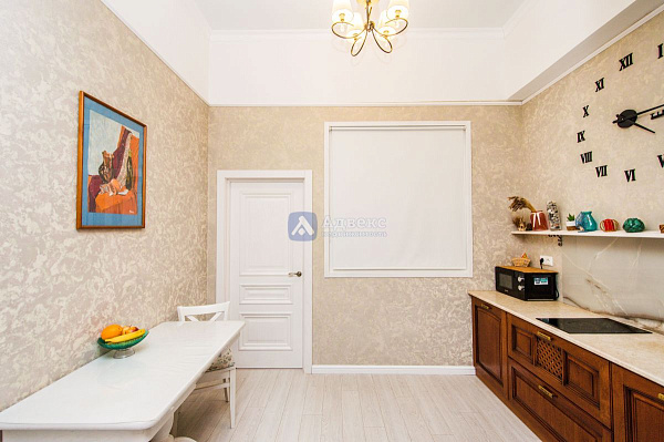 Квартира студия, 88.9 м²