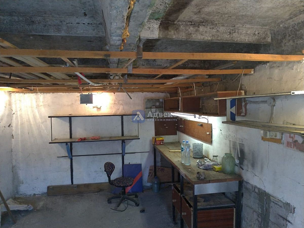 Гараж 17.9 кв.м.