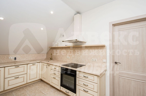 Дом, 410 кв.м.