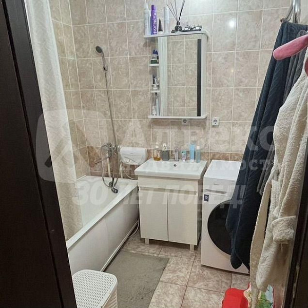 2-к квартира, 70 кв.м.