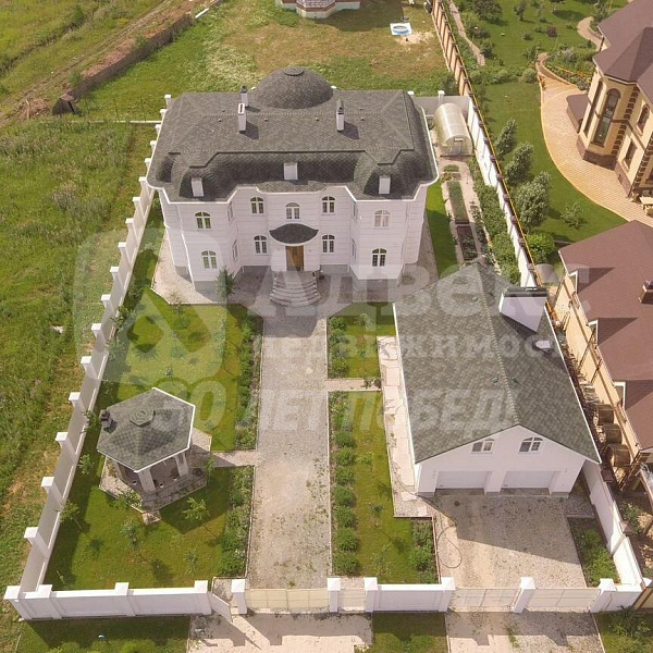 Коттедж 410 м²