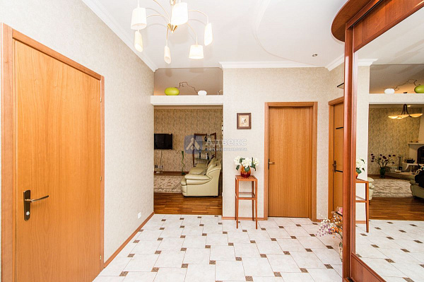 Квартира 2-комн., 123.3 м² Квартира 2-комн., 123.3 м²