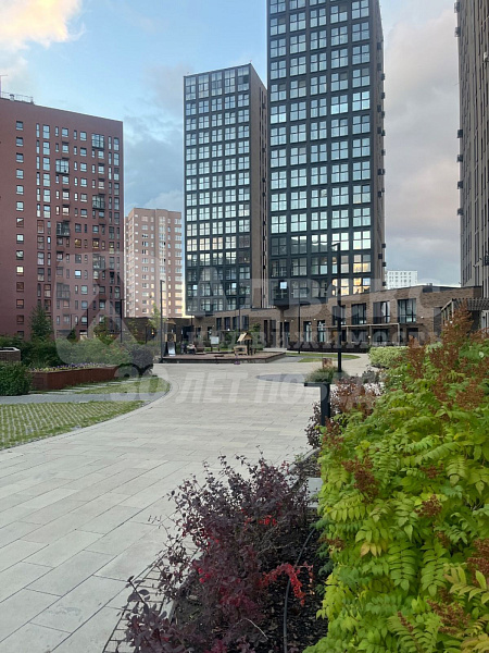 Квартира 2-комн., 65 м²