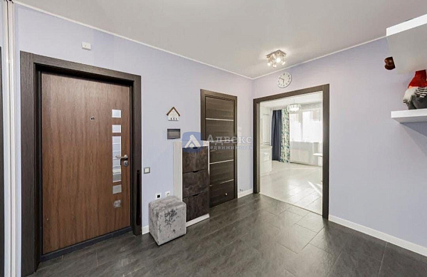 Квартира 3-комн., 90.9 м² Квартира 3-комн., 90.9 м²