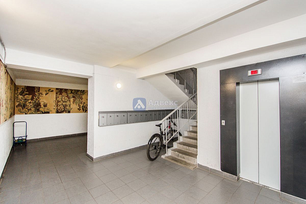 Квартира 3-комн., 107.7 м²