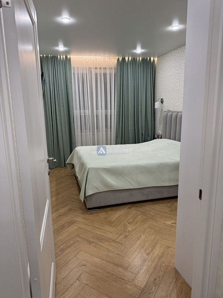 Квартира 4-комн., 83.7 м²