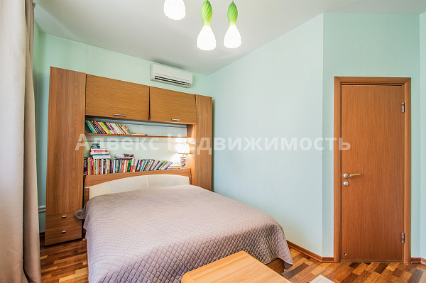 Квартира 2-комн., 92 м²