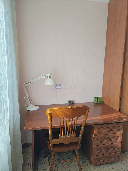 Квартира 4-комн., 105.7 м²