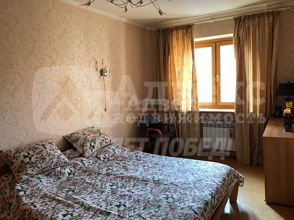 Квартира 4-комн., 140.3 м²