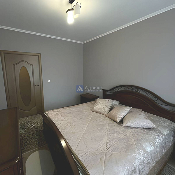 Квартира 2-комн., 76 м²