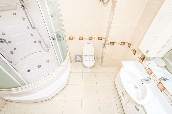 Квартира 3-комн., 107.7 м²