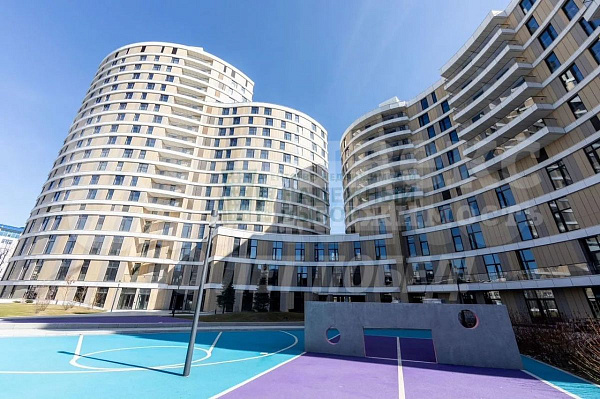 Квартира 3-комн., 118 м²