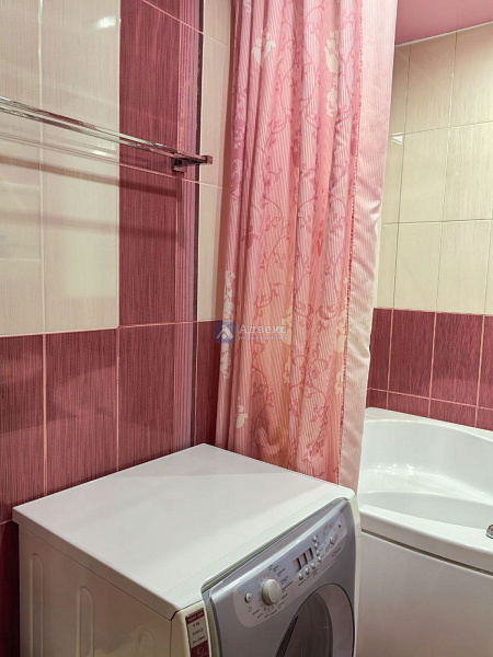 Квартира 2-комн., 67.2 м²