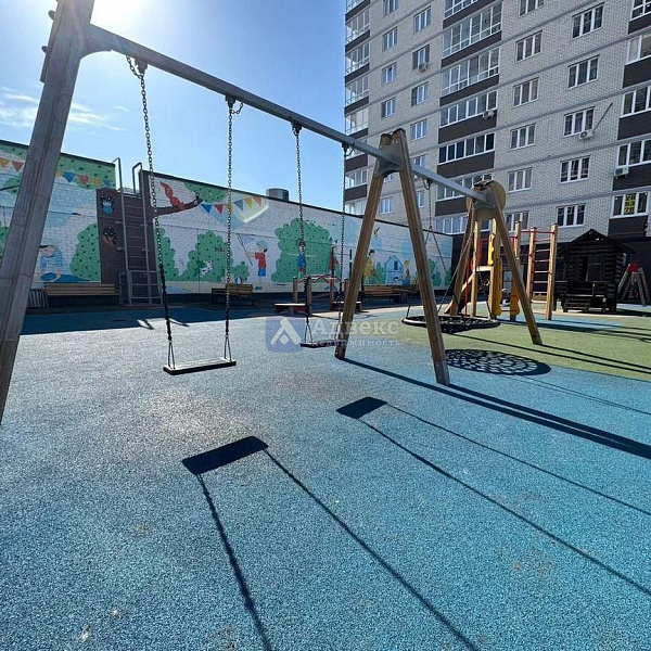 Квартира 1-комн., 32.9 м² Квартира 1-комн., 32.9 м²
