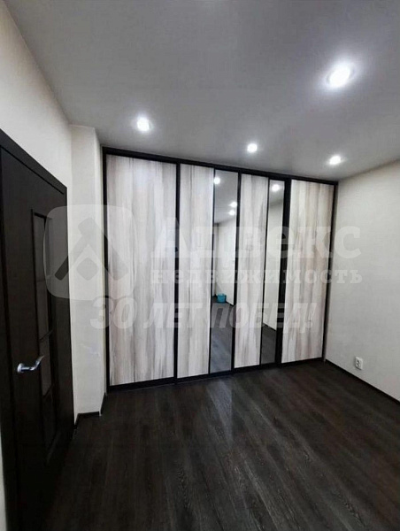 Квартира 1-комн., 42.2 м²