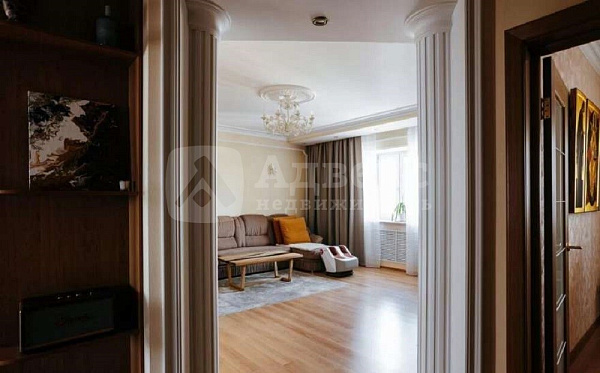 Квартира 3-комн., 93.3 м²