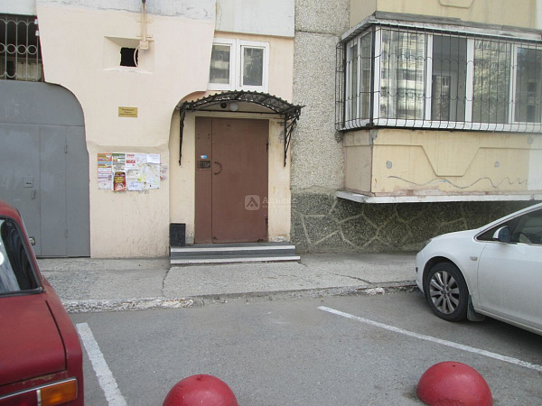 Квартира 3-комн., 93.1 м²