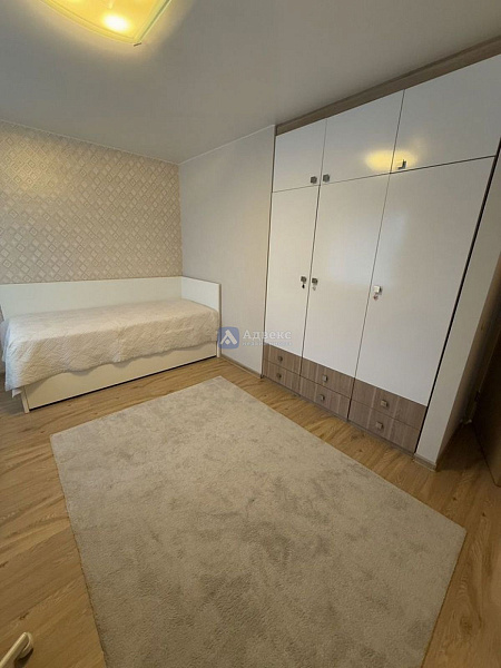 Квартира 3-комн., 72 м²
