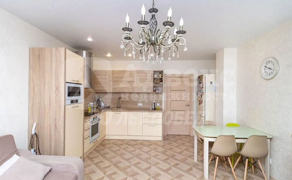 Квартира 2-комн., 67.9 м²