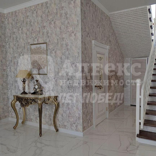 Коттедж 301.2 м²